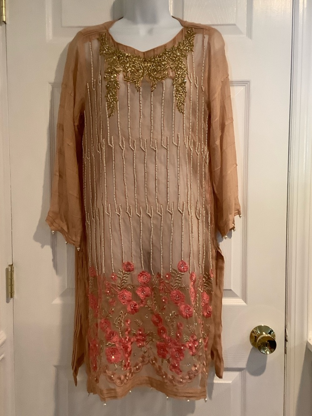 AGHA NOOR Dusty Pink Sheer Embroidered Bejeweled Beaded 100% Pure Fabric Tunic M